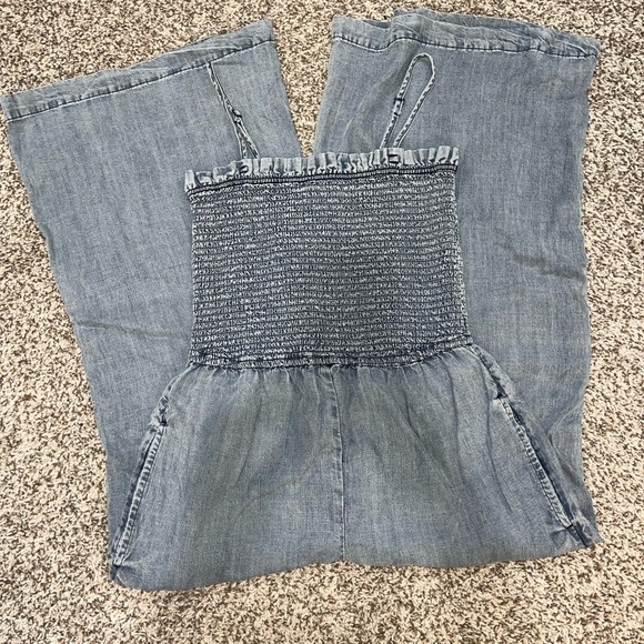 Blue Ruffle Romper - Picture 3 of 4